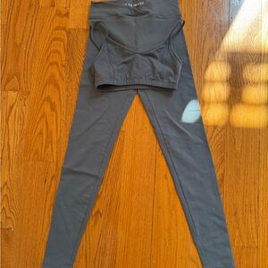 Blue/Gray Leggings & Sports Bra